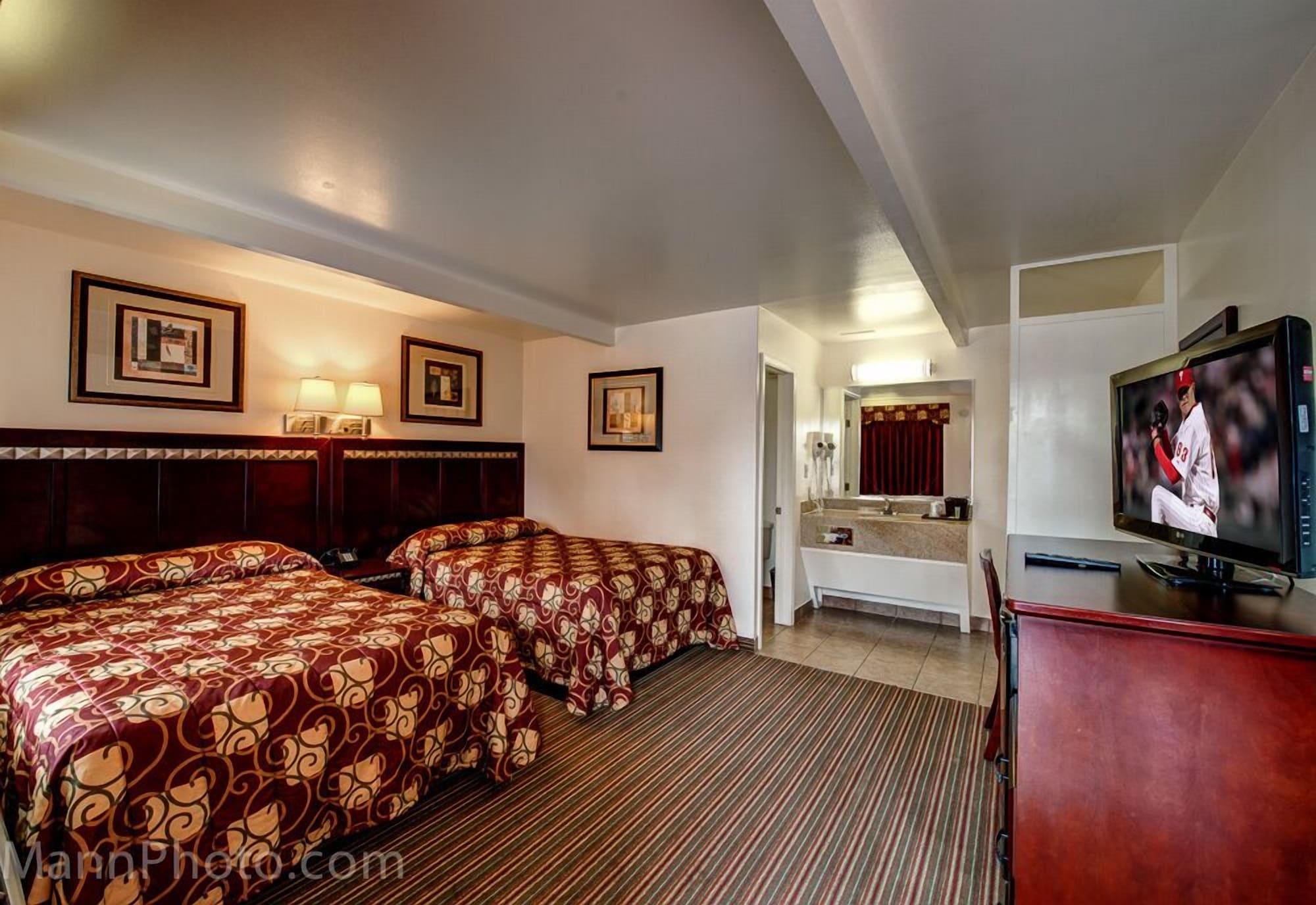 Whispering Palms Inn Del Rio Εξωτερικό φωτογραφία