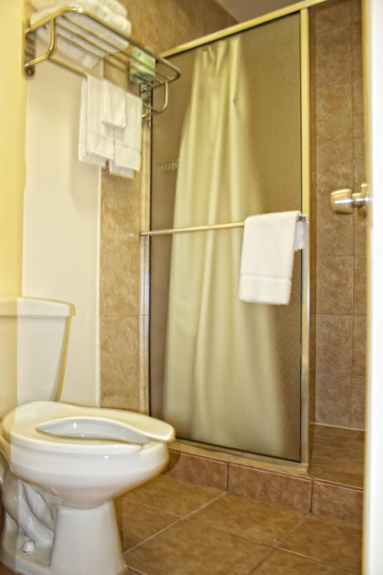 Whispering Palms Inn Del Rio Εξωτερικό φωτογραφία