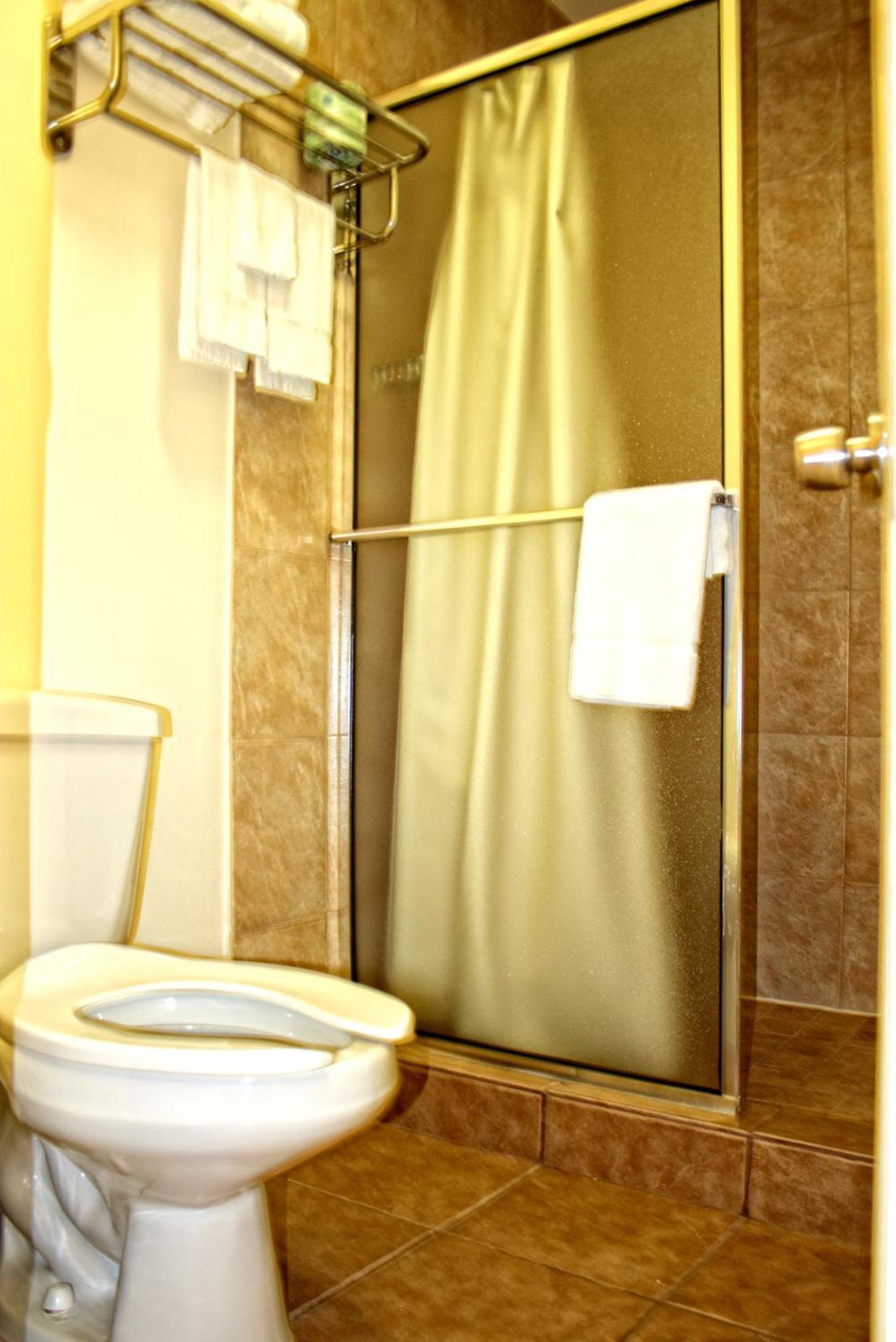 Whispering Palms Inn Del Rio Εξωτερικό φωτογραφία