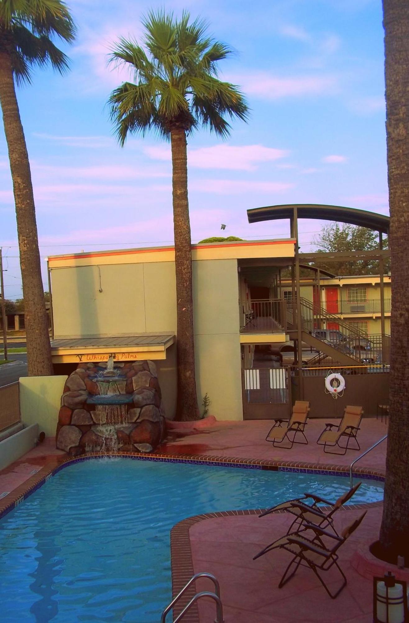 Whispering Palms Inn Del Rio Εξωτερικό φωτογραφία